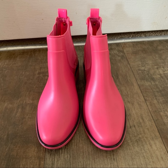 Kate Spade Pink boots - Picture 3 of 11